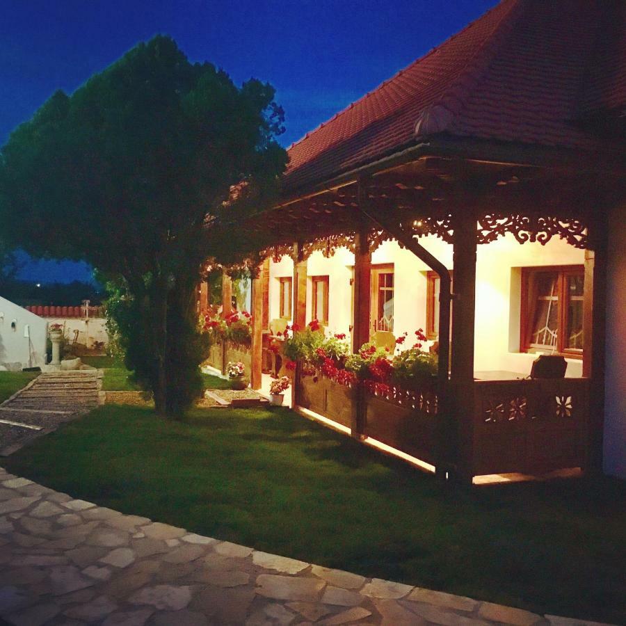 Conacul Grigorescu Ratesti Exterior foto